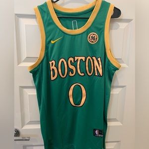 Nike Boston Celtics Jayson Tatum #0 Irish Jersey XL